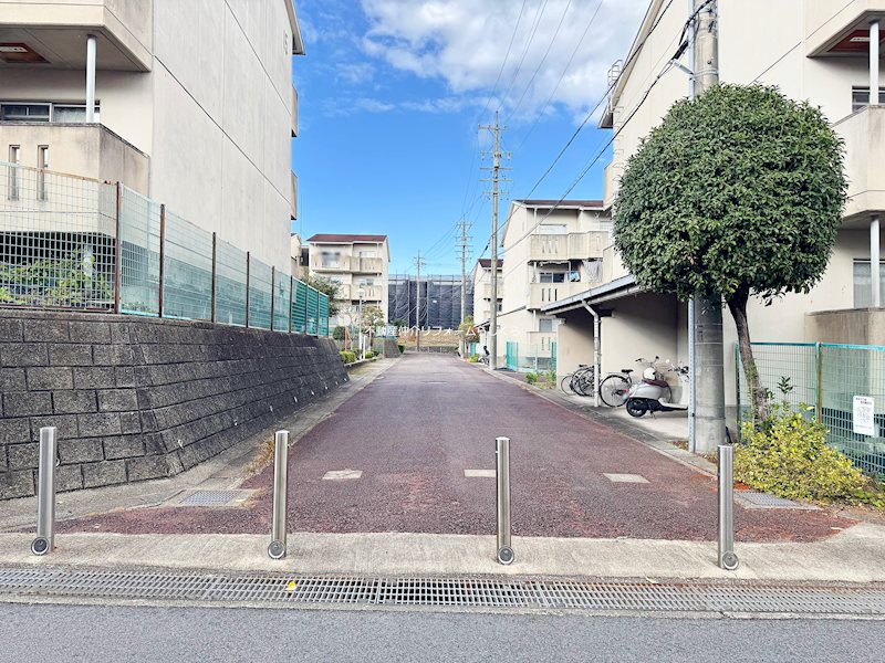 現地写真（前面道路含む現地写真）