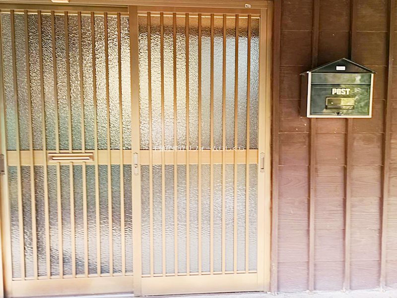 現地写真（玄関）