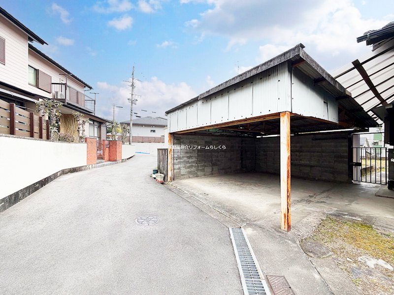 現地写真（前面道路含む現地写真）