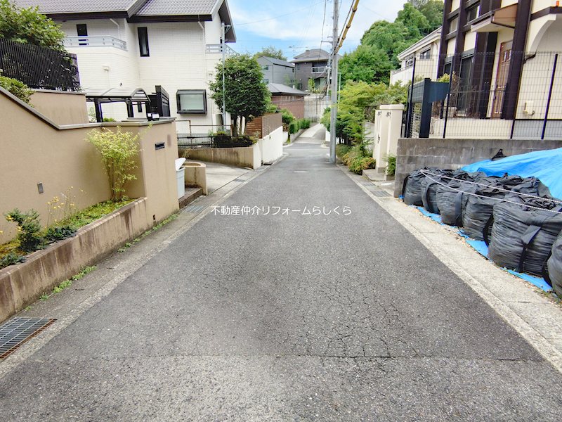 現地写真（前面道路含む現地写真）