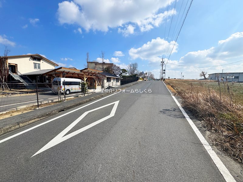 現地写真（前面道路含む現地写真）