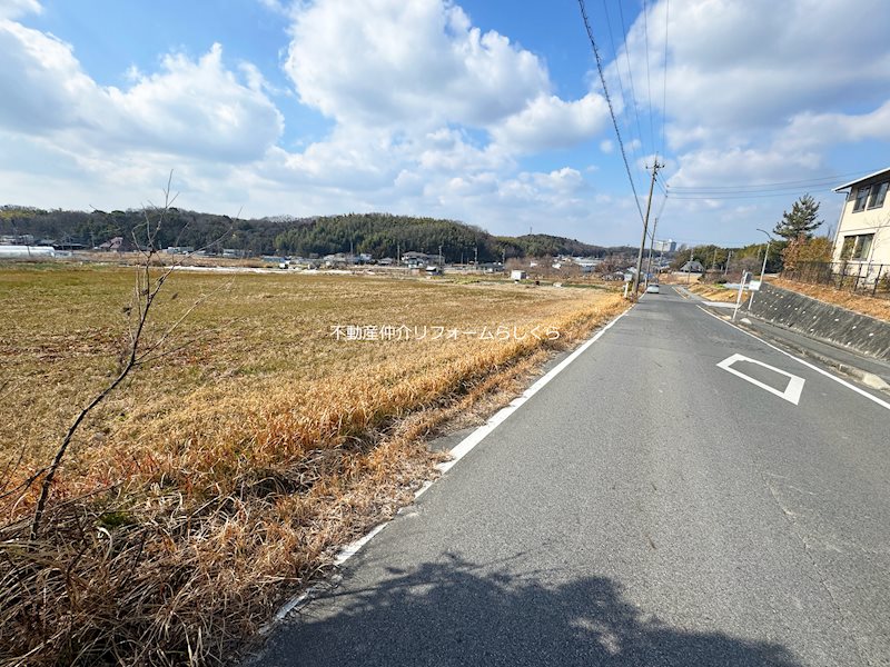 現地写真（前面道路含む現地写真）