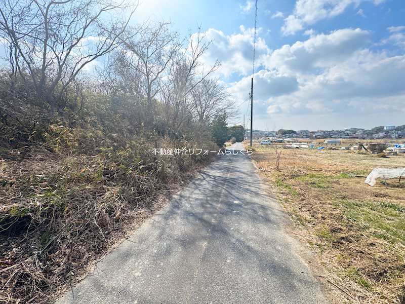 現地写真（前面道路含む現地写真）