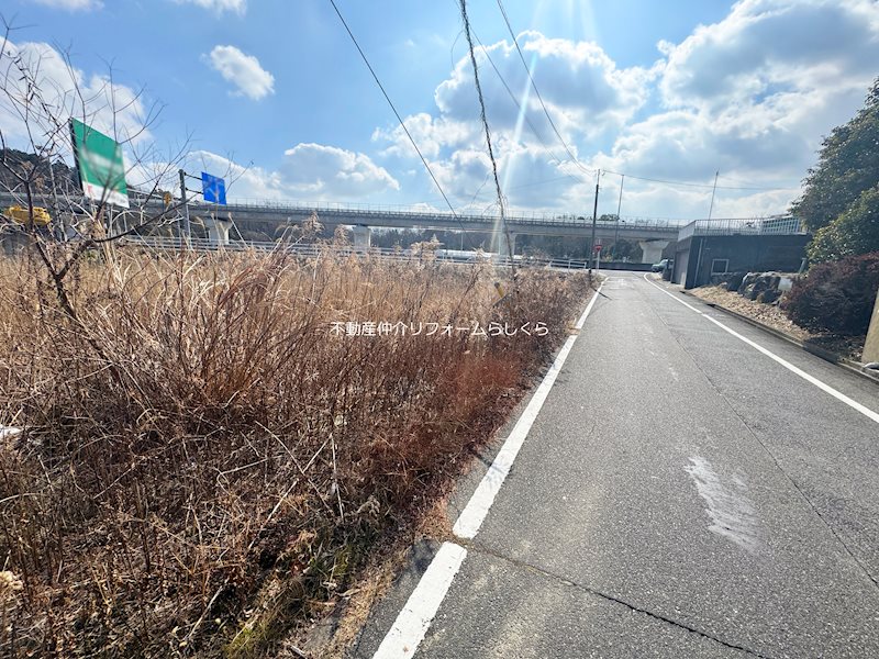 現地写真（前面道路含む現地写真）