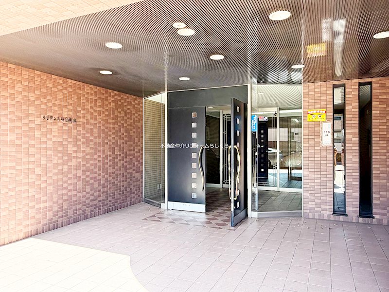 共用部写真（エントランス）