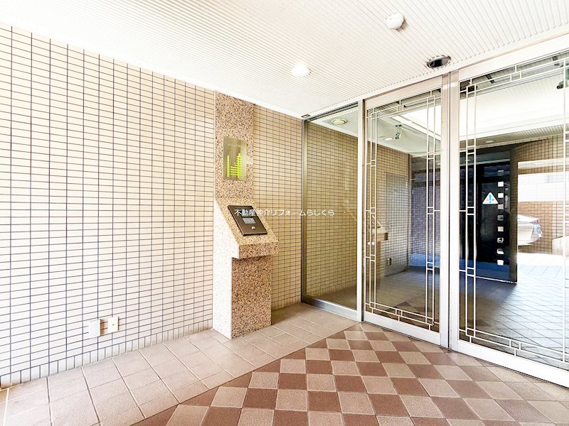 共用部写真（エントランス）