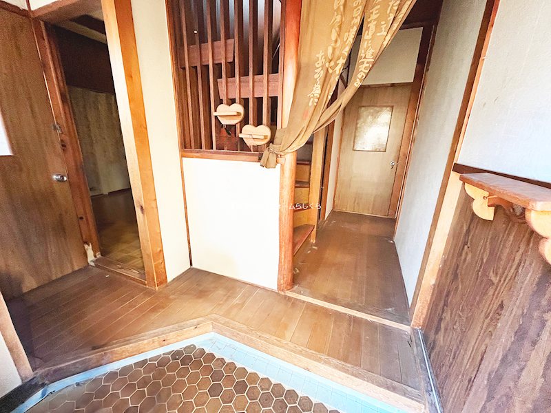 現地写真（玄関）