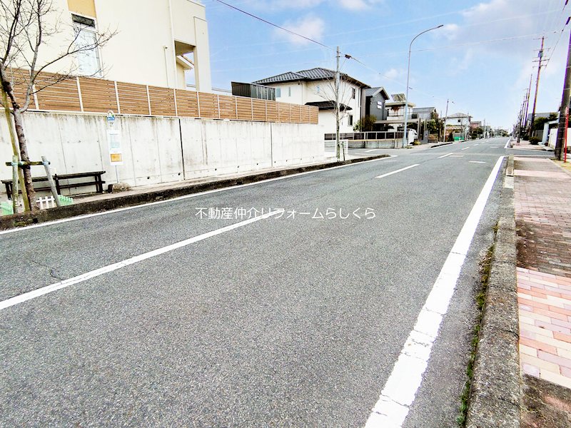 現地写真（前面道路含む現地写真）