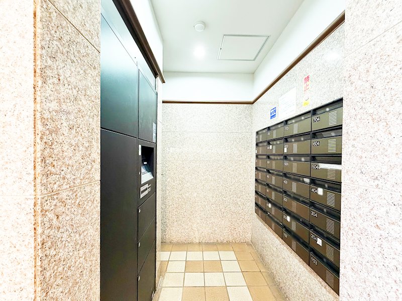 共用部写真（エントランス）