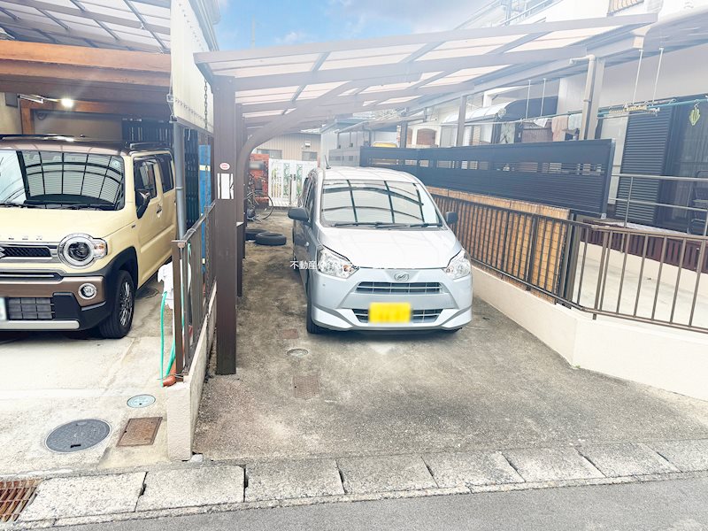 現地写真（駐車場）