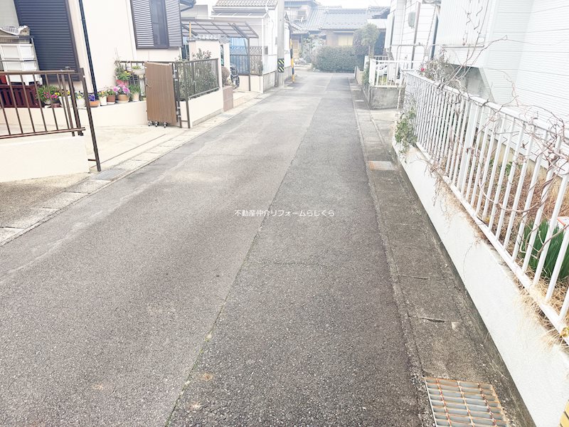 現地写真（前面道路含む現地写真）