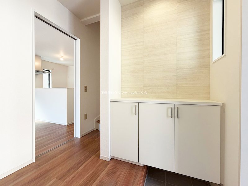 現地写真（玄関）