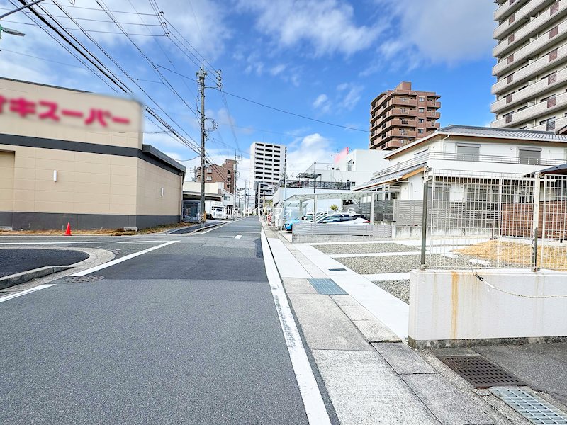 現地写真（玄関）