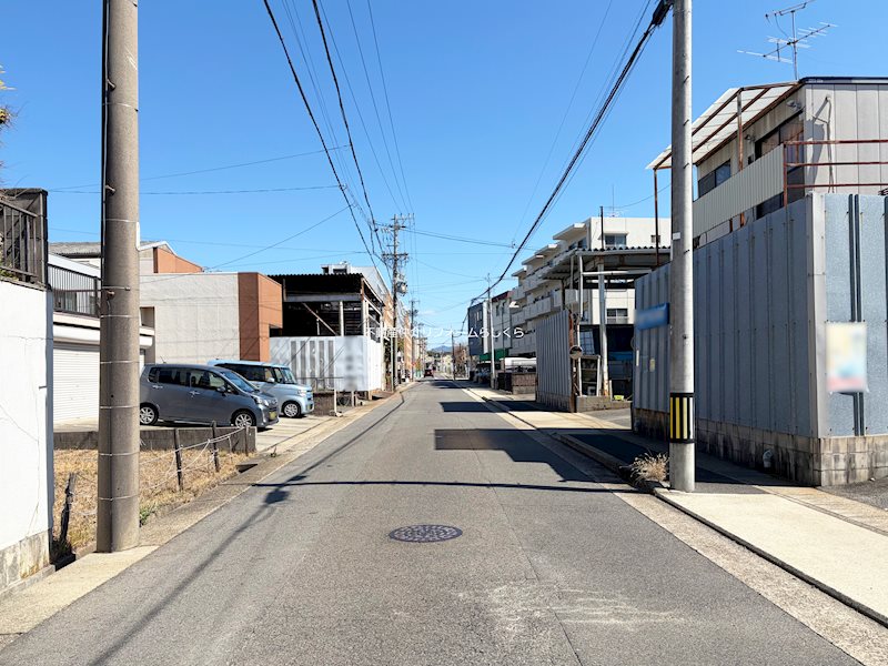 現地写真（前面道路含む現地写真）