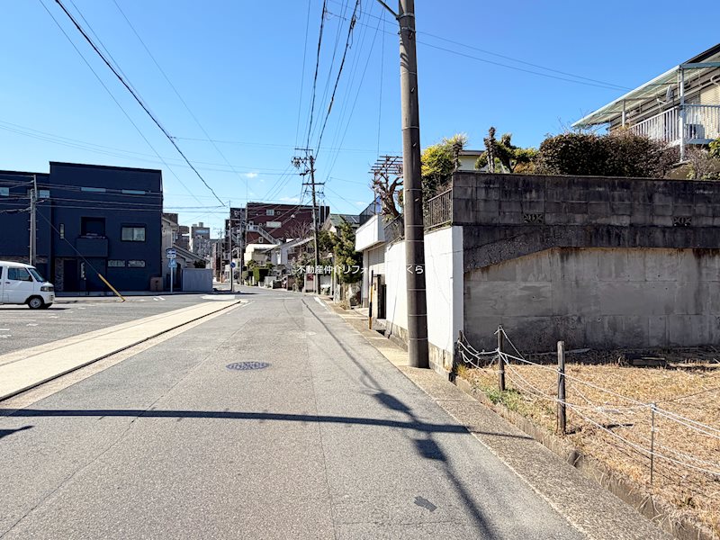 現地写真（前面道路含む現地写真）