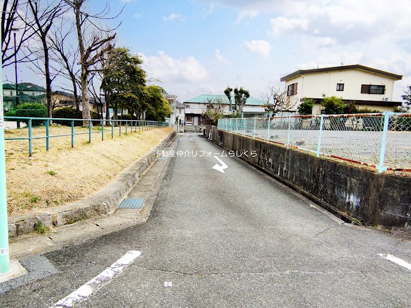 現地写真（前面道路含む現地写真）