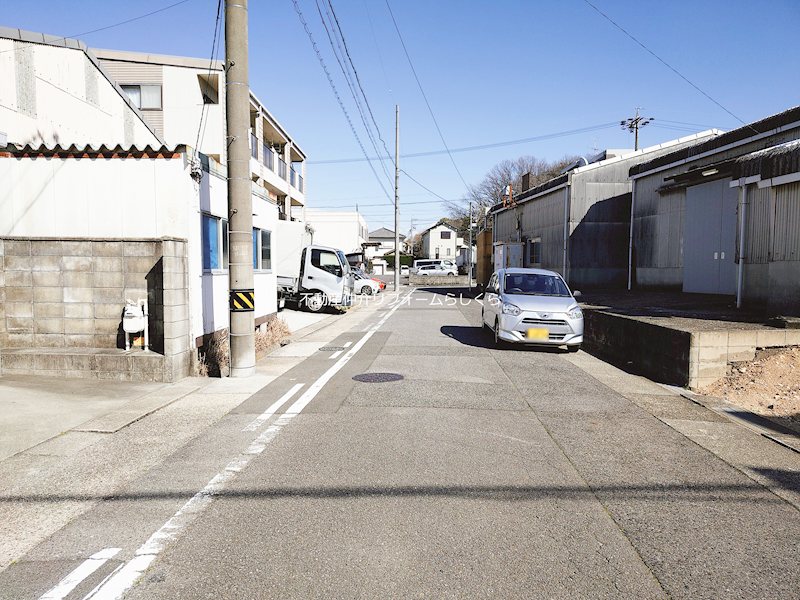 現地写真（前面道路含む現地写真）