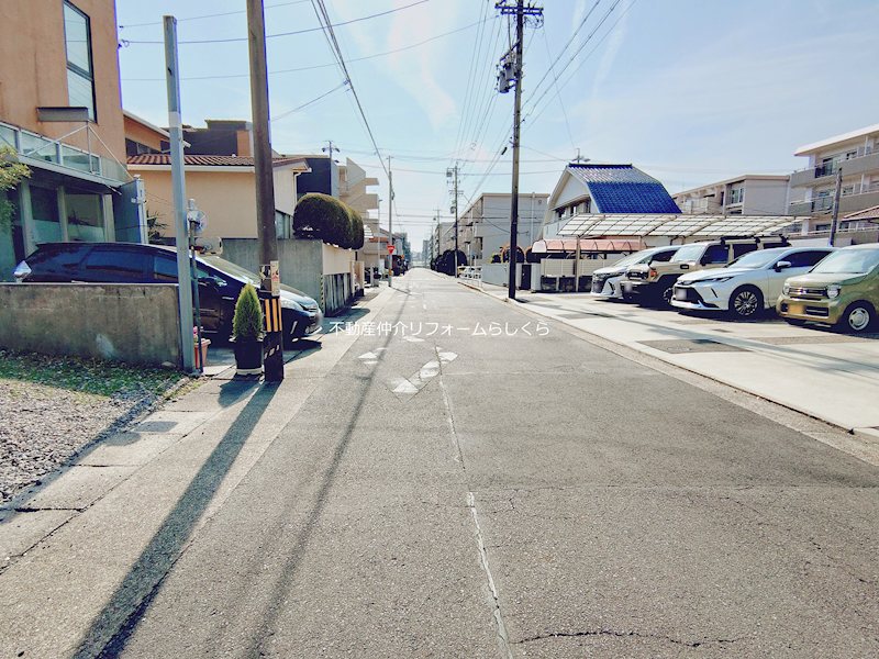 現地写真（前面道路含む現地写真）