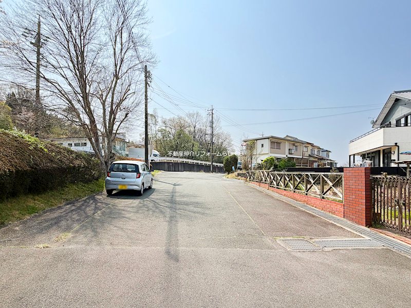 現地写真（前面道路含む現地写真）