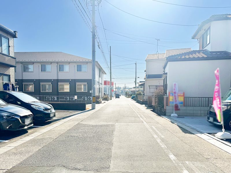 現地写真（前面道路含む現地写真）