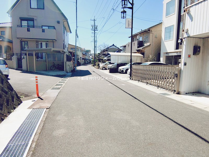 現地写真（前面道路含む現地写真）