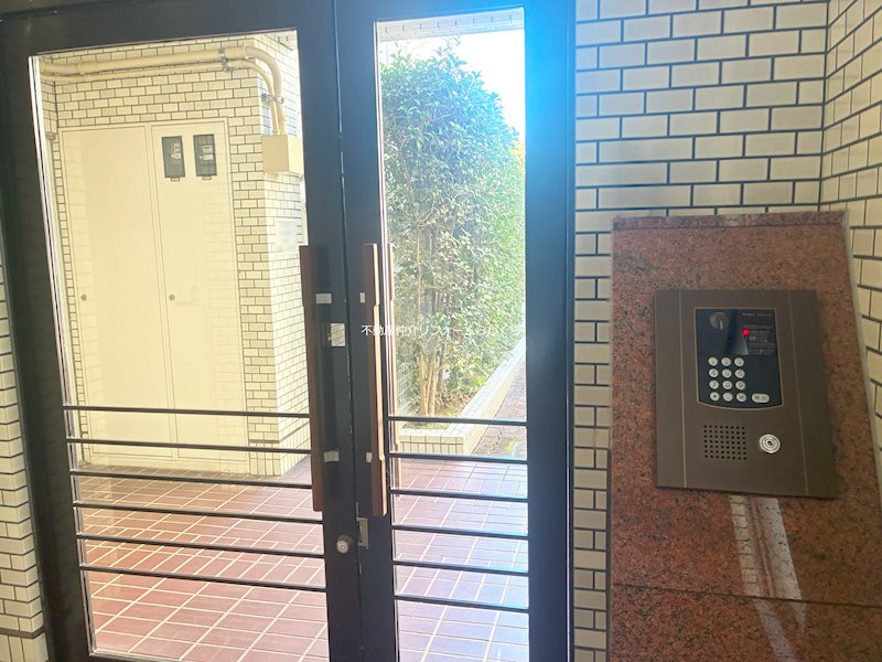 共用部写真（エントランス）
