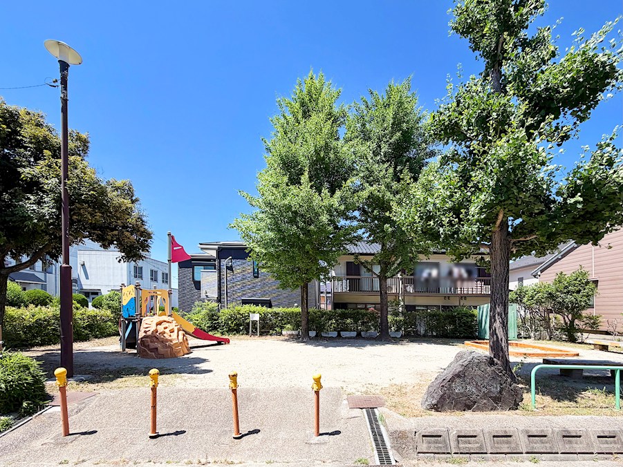 西城公園