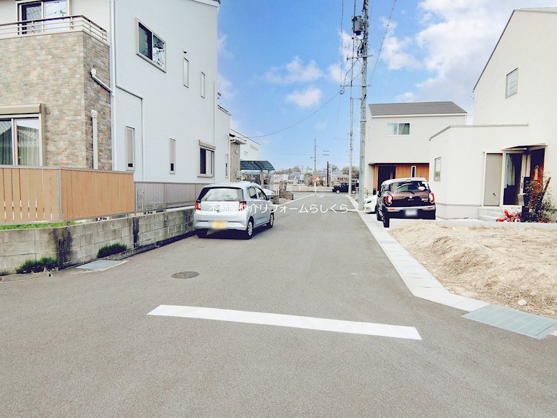 現地写真（前面道路含む現地写真）