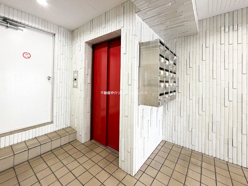 共用部写真（エントランス）