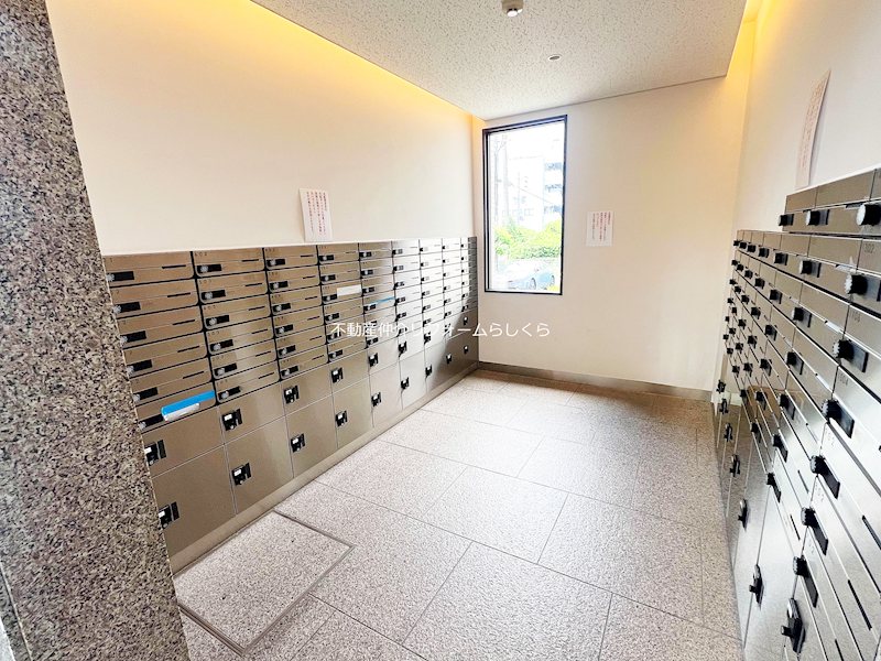 共用部写真（エントランス）