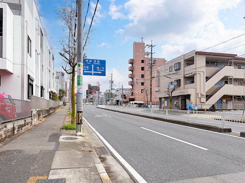 現地写真（前面道路含む現地写真）
