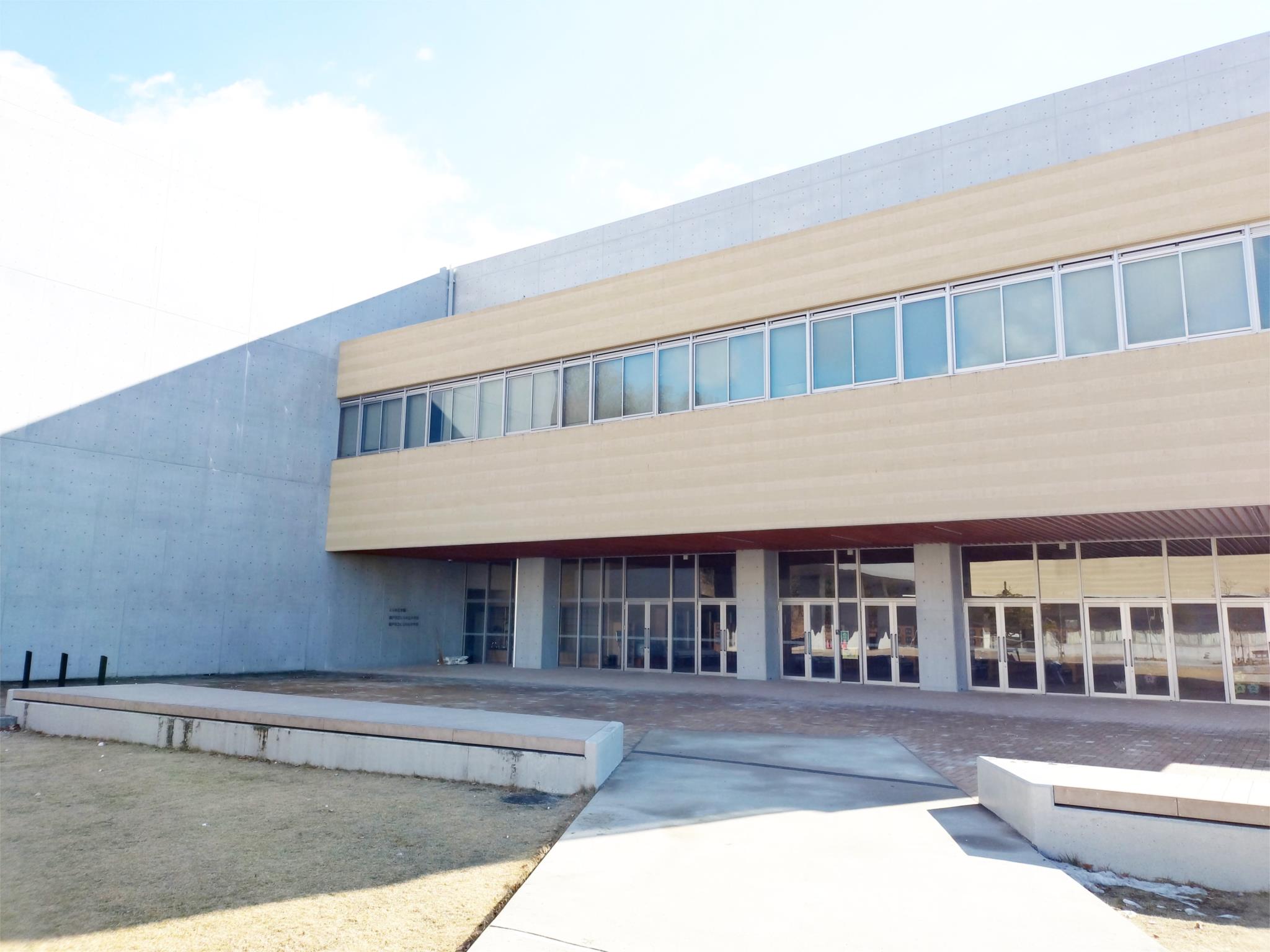 瀬戸市立にじの丘小学校