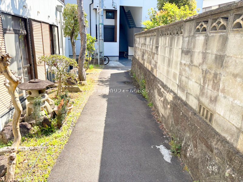 現地写真（前面道路含む現地写真）