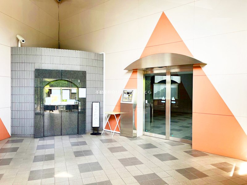 共用部写真（エントランス）