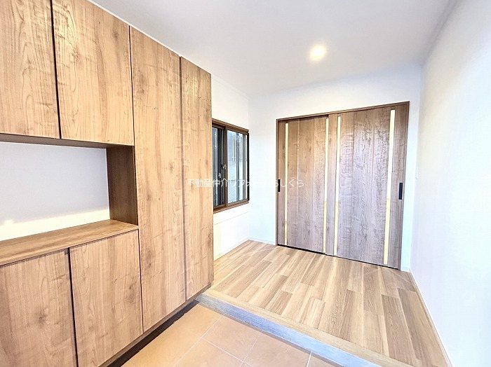 現地写真（玄関）