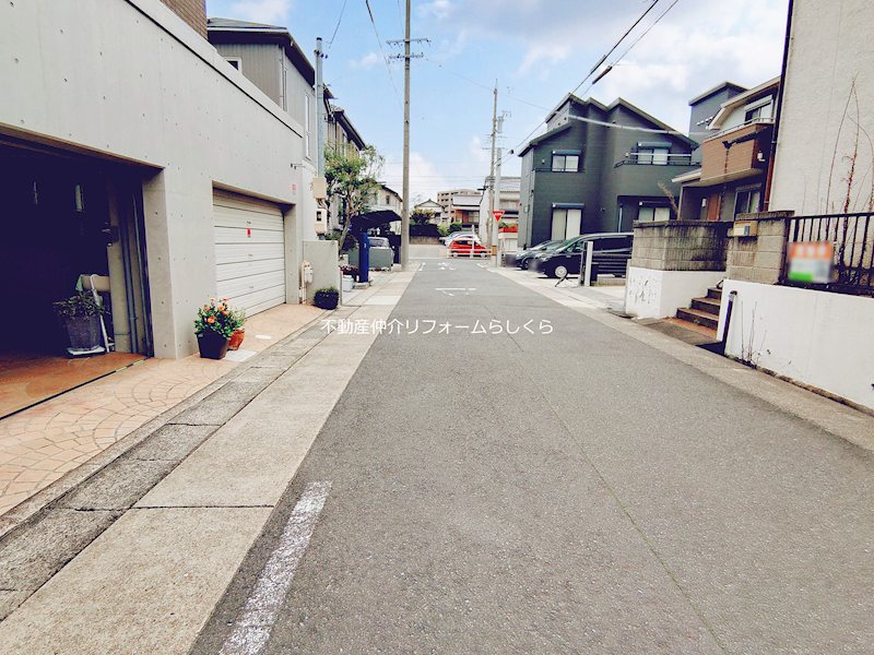 現地写真（前面道路含む現地写真）