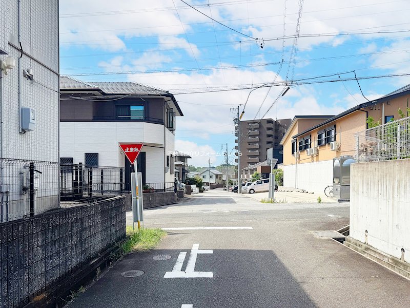 現地写真（前面道路含む現地写真）