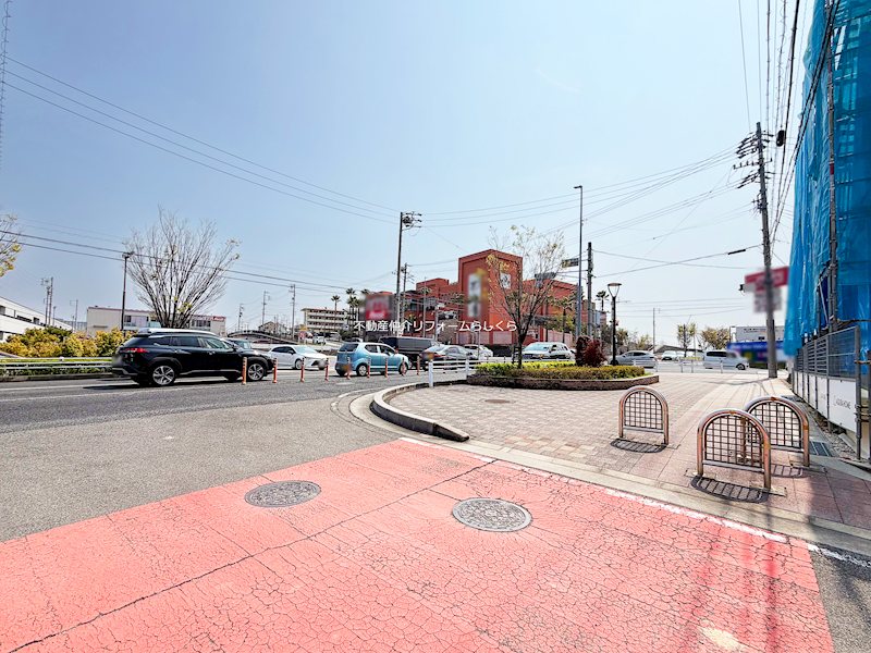 現地写真（前面道路含む現地写真）