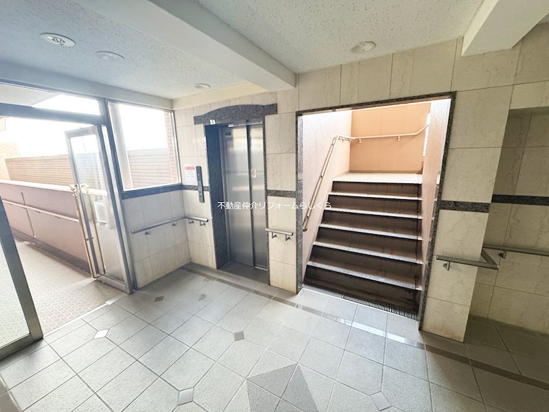 共用部写真（エントランス）