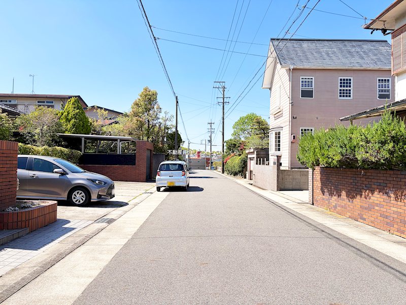 現地写真（前面道路含む現地写真）