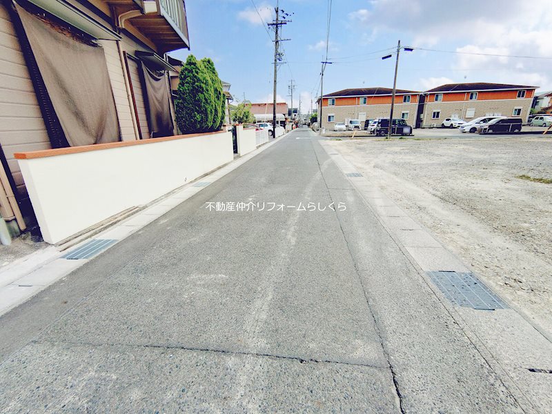 現地写真（前面道路含む現地写真）