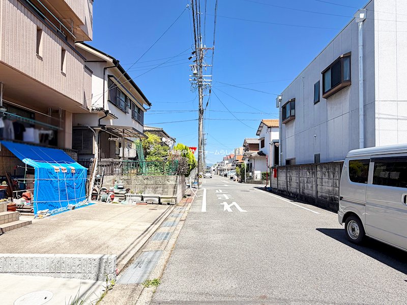 現地写真（前面道路含む現地写真）