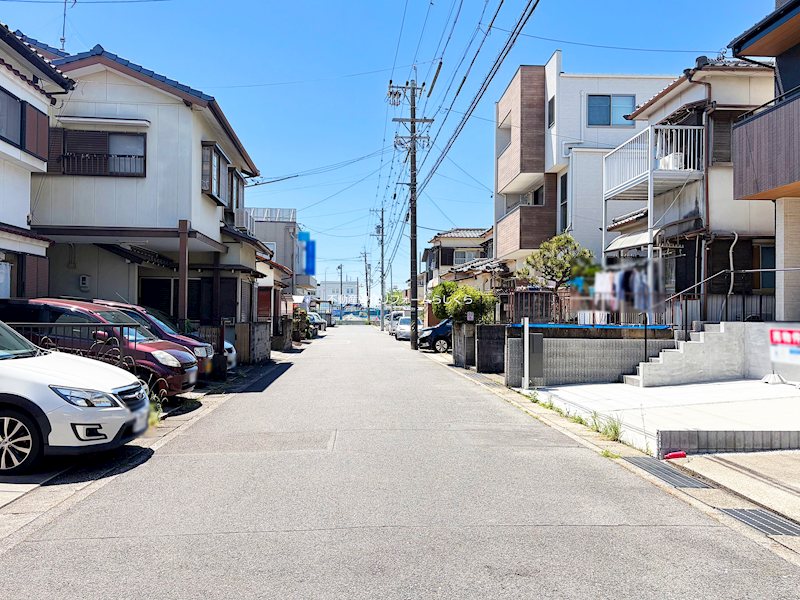 現地写真（前面道路含む現地写真）