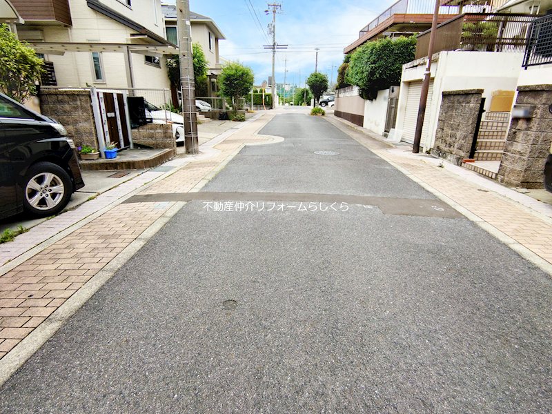 現地写真（前面道路含む現地写真）
