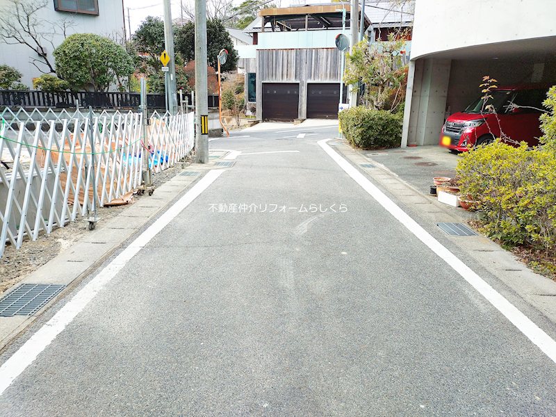 現地写真（前面道路含む現地写真）