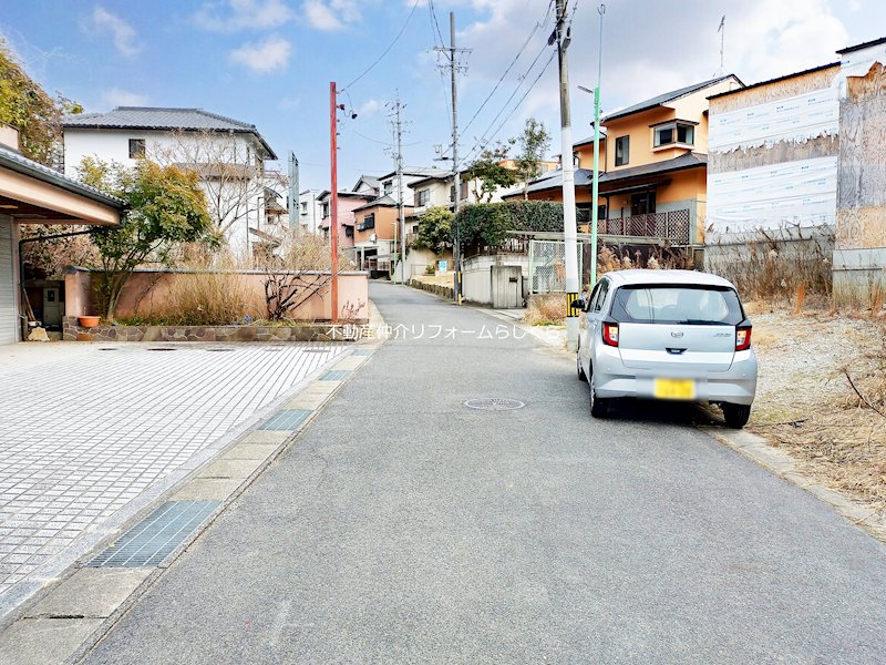 現地写真（前面道路含む現地写真）