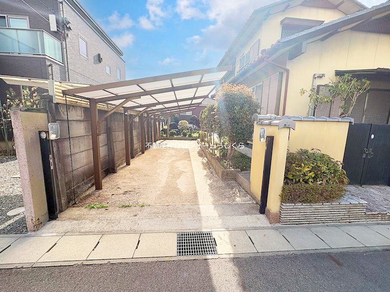 現地写真（駐車場）