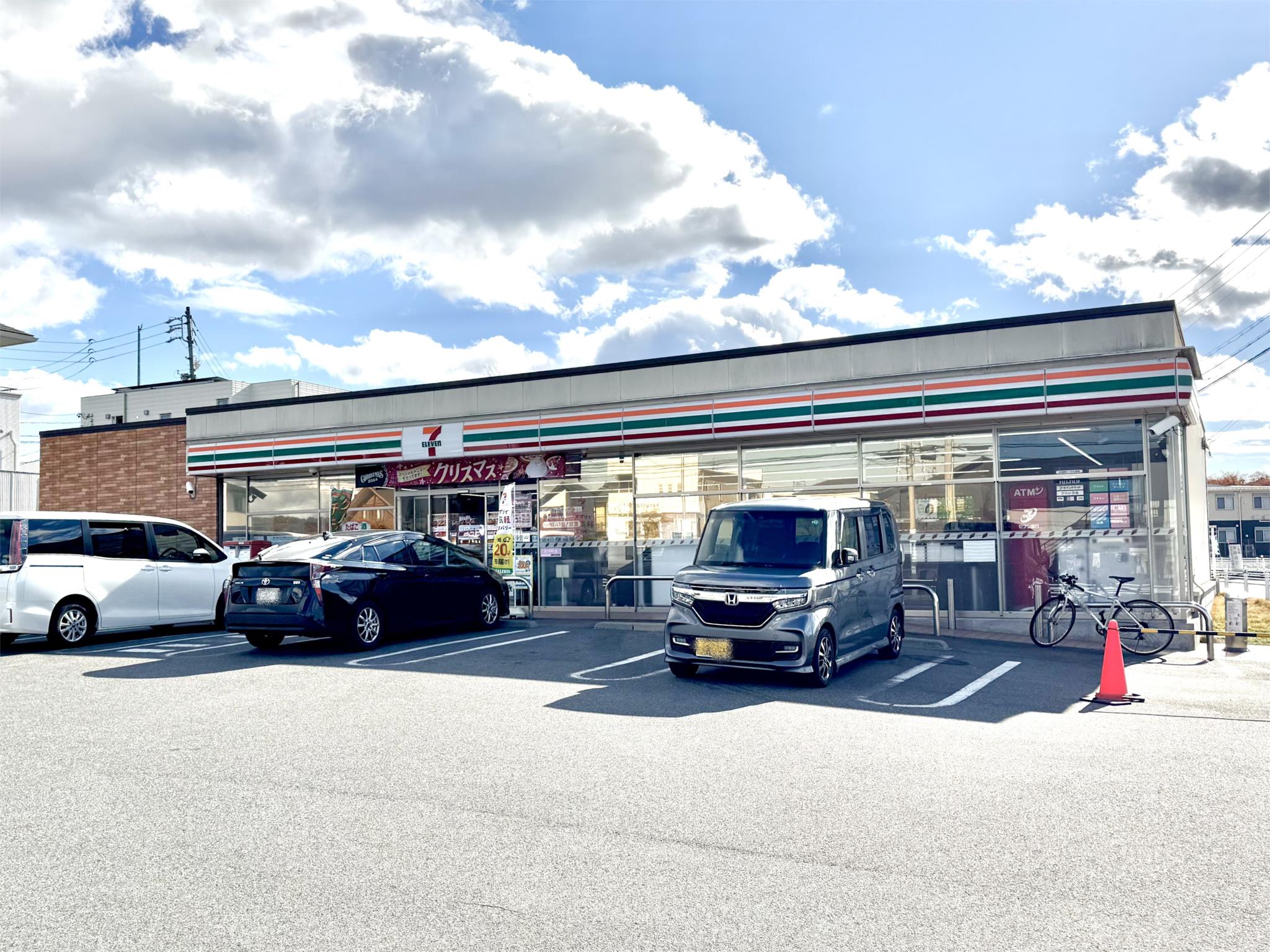 セブンイレブン 名古屋上志段味南店