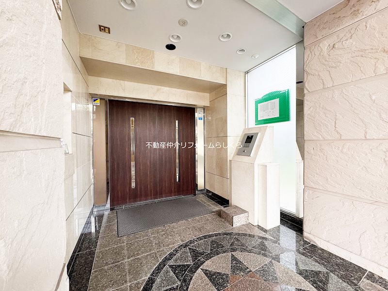 共用部写真（エントランス）