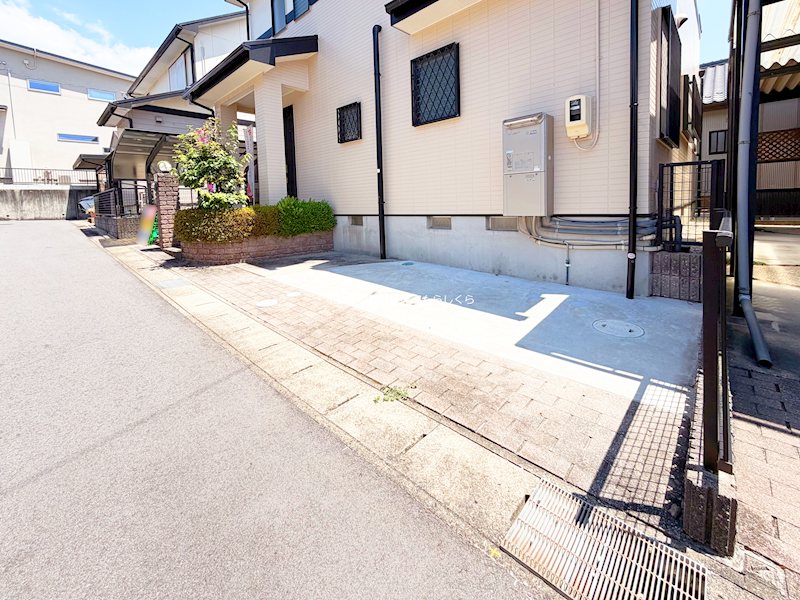 現地写真（駐車場）